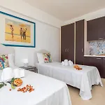 Sirina Tao * Taormina