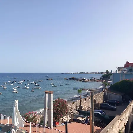 Sirina Tao Taormina
