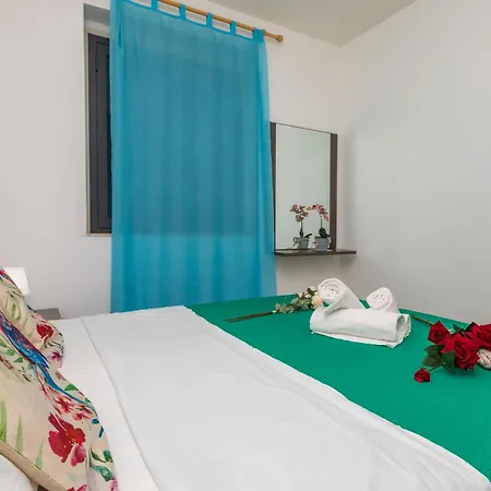 Sirina Tao Tatil Evi Taormina
